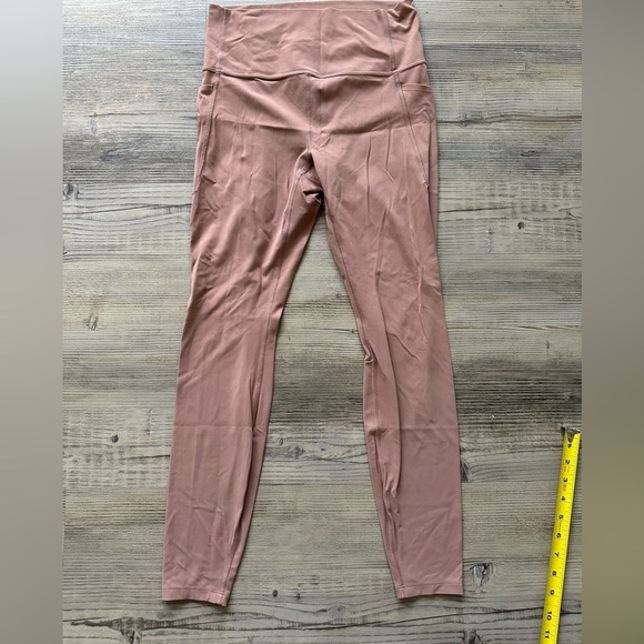 Light pink all in motion medium leggings - Picture 1 of 3